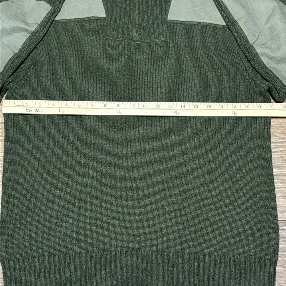 Patagonia Olive Green Half Zip Sweater Elbow Patch Mens M Pullover
